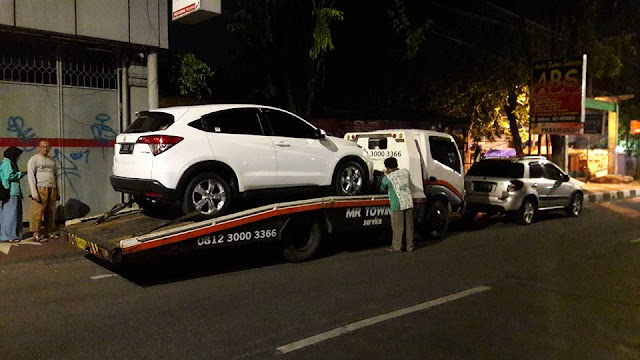 MR Derek Surabaya Kirim Mobil ke Jakarta