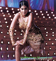 actress genelia hot photos,wallpapers