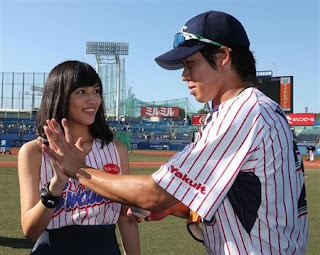 山田哲人 ヤクルト 川口春奈