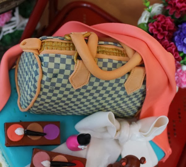 Lv bag cake version 1