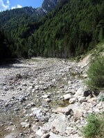 Miren tok potoka nad sotesko