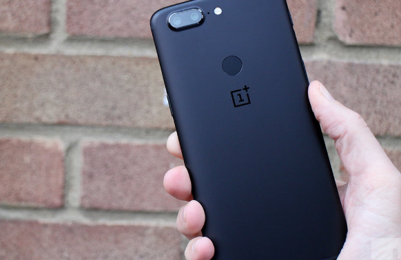 OnePlus 5T Features And Reviews