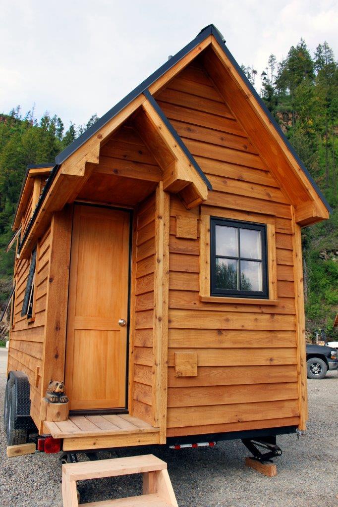 TINY HOUSE TOWN Sandpoint Tiny Home 200 Sq Ft 