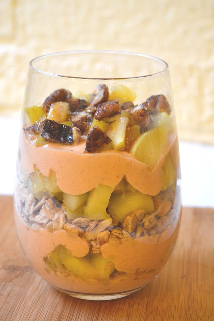 Caramel Apple Pumpkin Parfaits- full of the best fall flavors and perfect for breakfast! www.nutritionistreviews.com