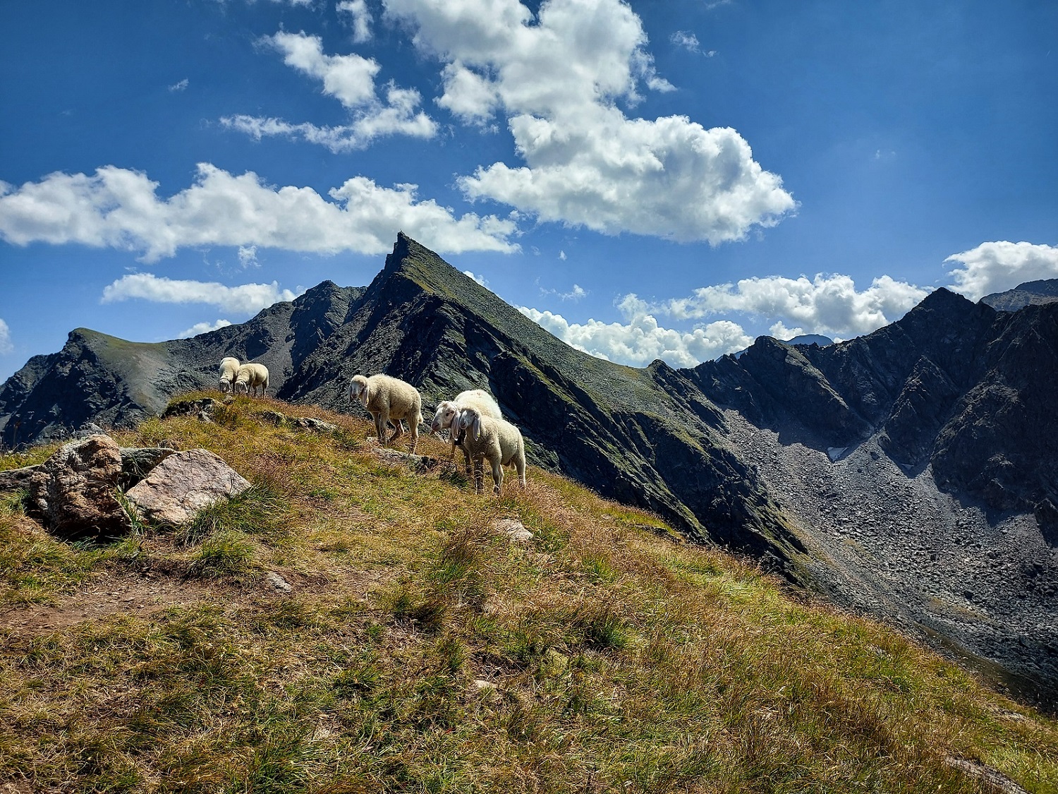 Kühtai, Tyrol, na szczycie Neunerkogel, szlaki w Alpach