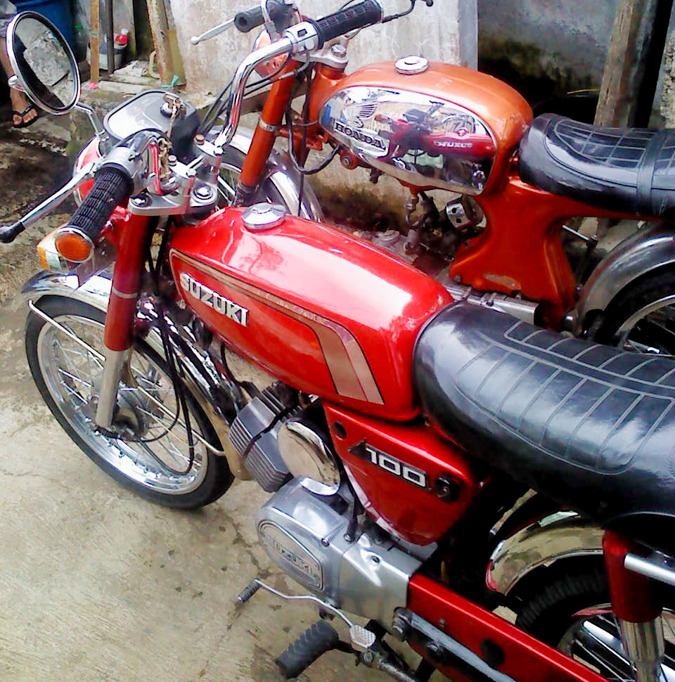 BISULTIKUDRAT SUZUKI A100 1980 Merah Verygood Condition