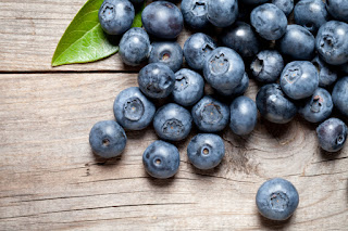 Superb Nutrition The Blue Blueberry Able to Prevent gray hair and Dementia