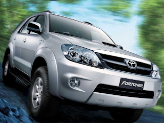 Gambar foto Toyota Fortuner Turbo 2009 pics and price 
