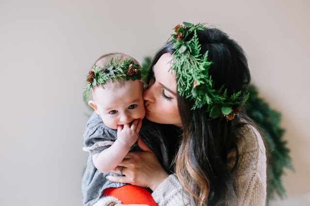 Spotted Stills, portland family session, holiday, portland christmas photos, in home session, floral crown, wreath. christmas photos, portland christmas, portland family photographer, portland holiday photos