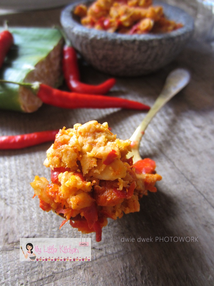 Sambel Untuk Tempe Kukus - 3 Resep Sambal Terasi Untuk ...