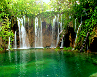 Naran Kaghan Waterfall