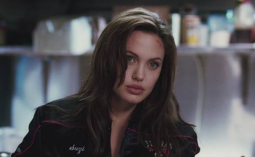 Angelina jolie hd facebook images 2016