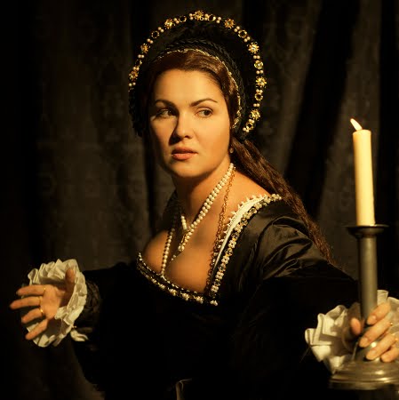 Anna Netrebko Stars In Donizetti's Anna Bolena On Met's Saturday Matinee
