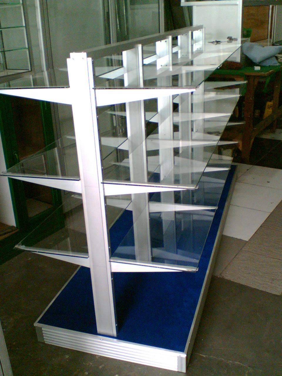Sari Nugraha Aluminium Kaca  Construction desain  etalase 