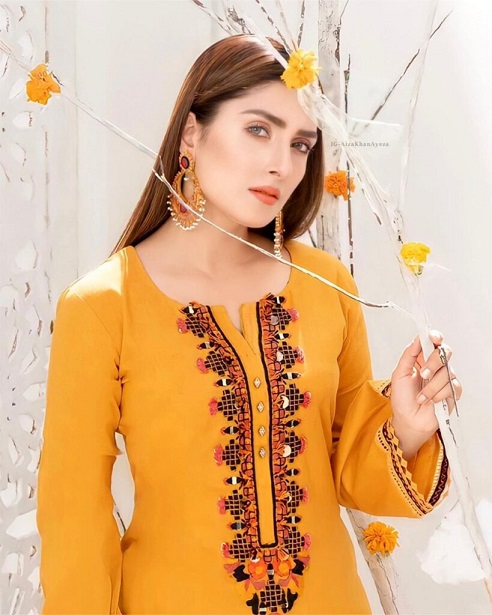 Ayeza Khan New One Photoshoot For Winter Collection 2