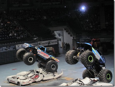Monster Trucks 124