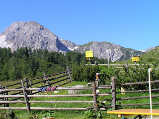 Devant la Südwienerhütte