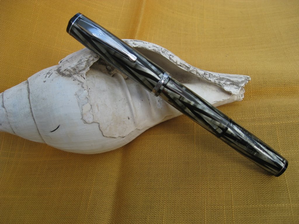 Pens Paper Inks...Whatever!: Featured Pen - Waterman's Ink-Vue