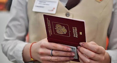 Евросоюз отменил упрощенный визовый режим для граждан РФ
