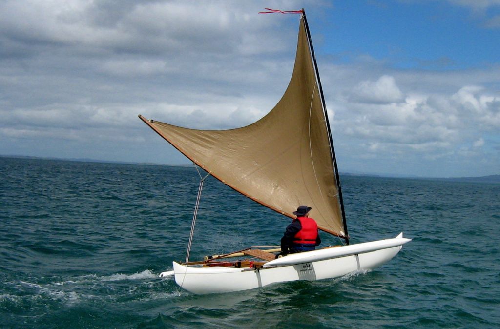Outrigger Sailing Canoes: The Zipper Reef