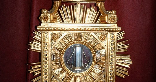 NoiVastesi: Sacra Spina: le Spine della corona di Gesù in Italia e nel  mondo (2/6)
