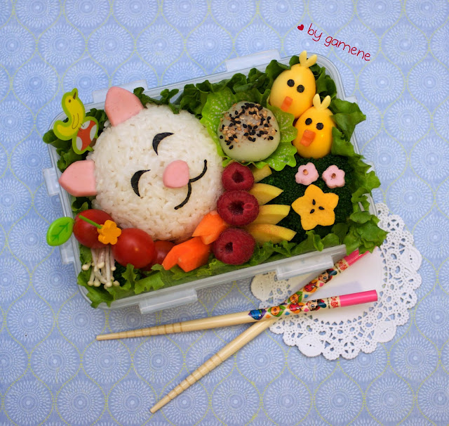 cat and birdies bento [explored] by gamene from flickr (CC-BY)