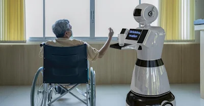 تكنولوجيا الروبوتات في العناية بالمسنين: الابتكار في الرعاية الصحية