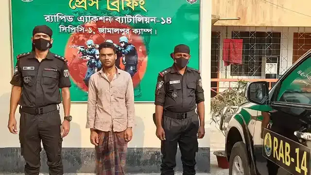 জামালপুরে র‌্যাবের হাতে এক মাদক কারবারি আটক