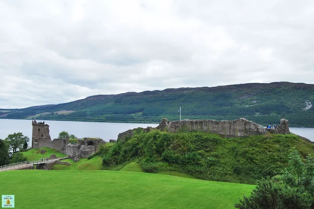 Castillo de Urquhart en el Lago Ness, Escocia