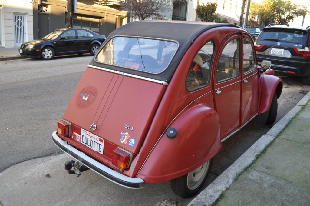 San Francisco Street Sighting Citroen 2CV4