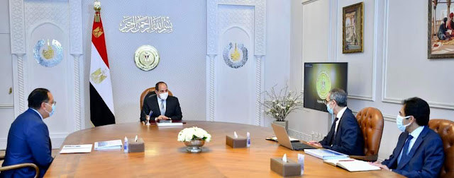 الرئيس السيسي يتابع المشروعات القومية الخاصة بقطاع الاتصالات وتكنولوجيا المعلومات لجذب الاستثمارات
