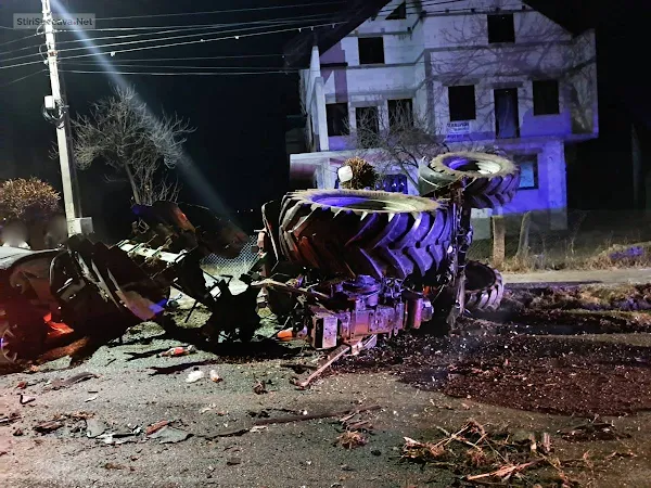 Accident mortal la Arbore. Un Mercedes s-a izbit violent în plugul unui tractor agricol