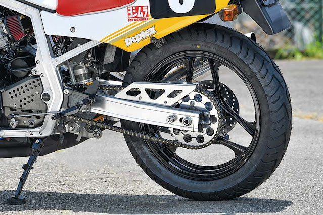Suzuki GSX-R750 By Bright Logic