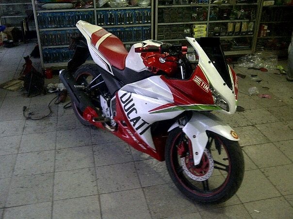 Foto Yamaha New Vixion Modif