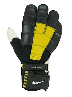Nike+Total90+Confidence+Keeper+Gloves+Black+And+Yellow+Soccer+Sport+Soccer