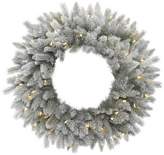 My Favorite Holiday Wreaths #Christmas2019 #Holiday2019 #HolidayWreath #ChristmasWreath #wreath #holidaydecor #ChristmasDecor https://toyastales.blogspot.com/2019/11/my-8-favorite-holiday-wreaths.html