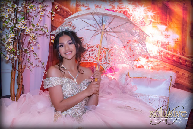 Quinceaenera professional photographer in Victorville, Redlands and San Bernardino California