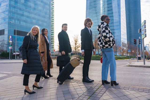 Power Up Your Team: The Advantages of Corporate Group Travel with Discovery Holidays