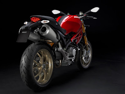 2011-Ducati-Monster1100-S-red