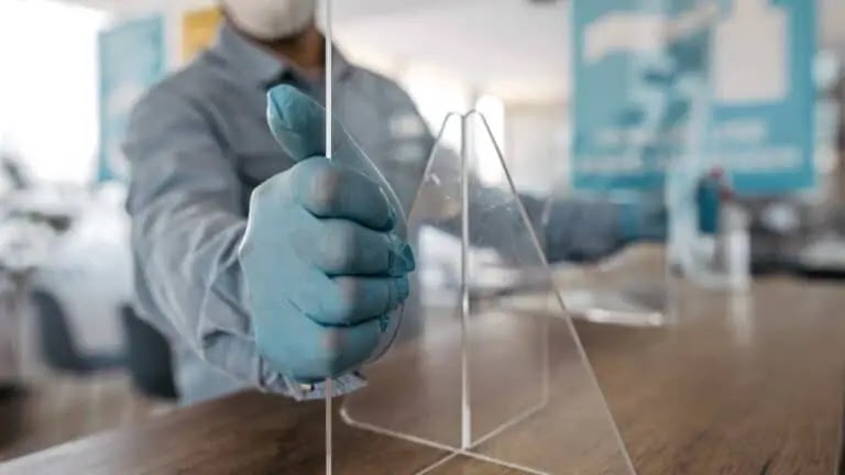 How To Cut Acrylic Glass Sheet Without Cracking: 7 Simple Ways To Do That!