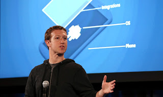 Mark Zuckerberg presenta Facebook Home  per Android