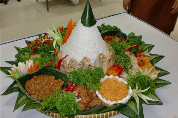 Cantik Gambar Hiasan  Tumpeng  Bunga Hias