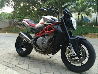 MOGE SECOND FULL PAPER : MV agusta BRUTALE 1090R - JAKARTA