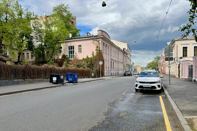 улица Александра Солженицына, жилой дом – бывшая городская усадьба Алексеевых (здание построено в 1886 году)