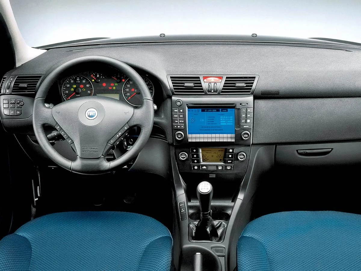 Fiat Stilo MultiWagon - interior