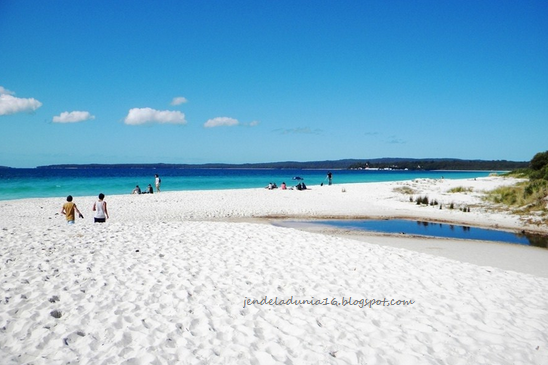 [http://FindWisata.blogspot.com] Pantai Maria Raja, Pantai Yang Sangat Indah Akan Alamnya