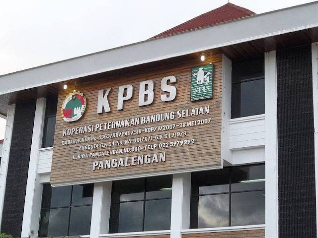 Lembaga Keuangan Bukan Bank, Lengkap Pengertian, Jenis, Contoh dan Penjelasan