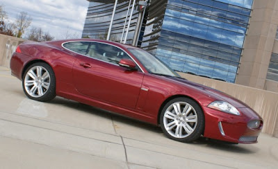 2010 Jaguar XKR- red