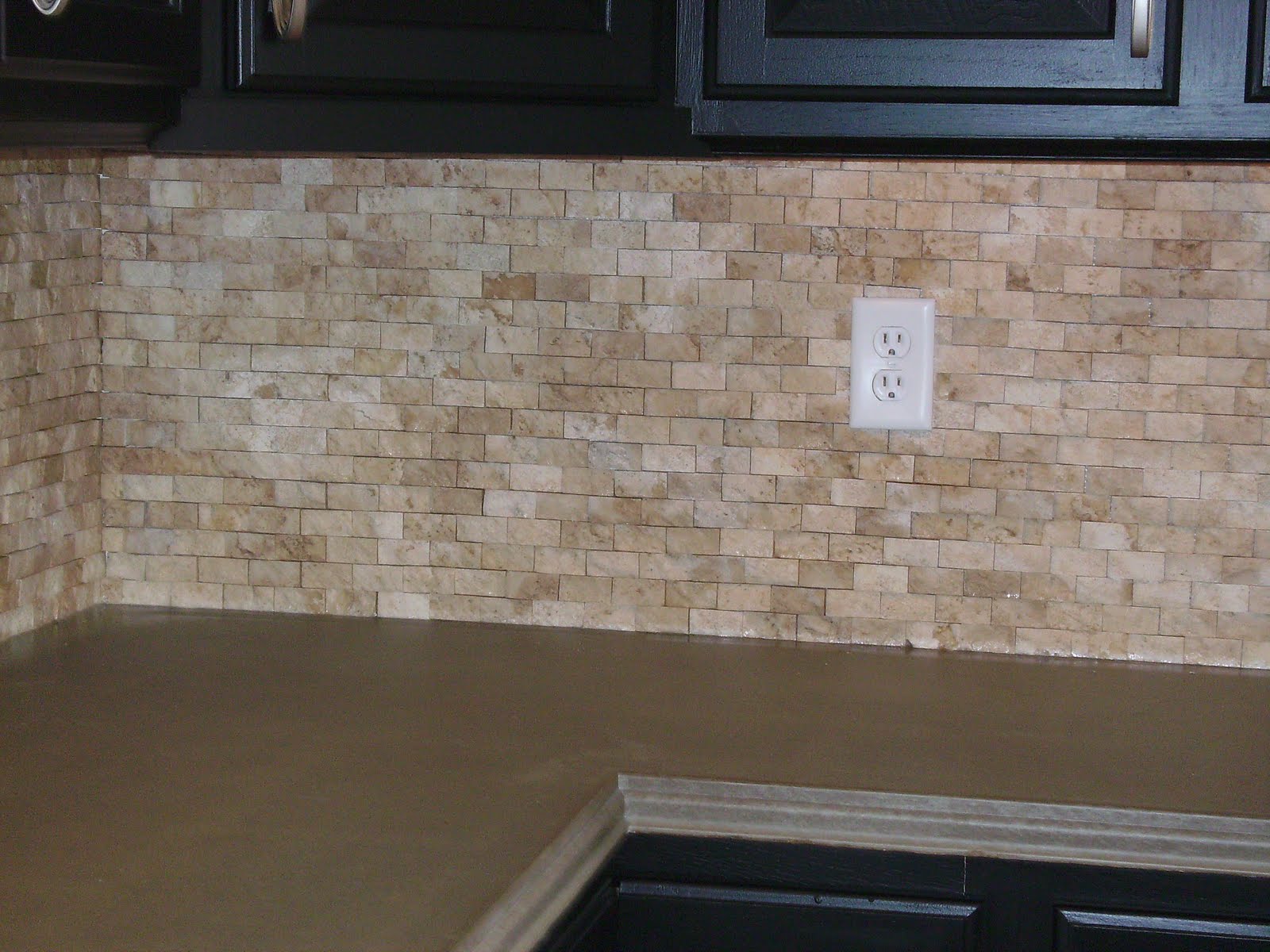 Knapp Tile and Flooring, Inc.: Split Faced Stone Backsplash