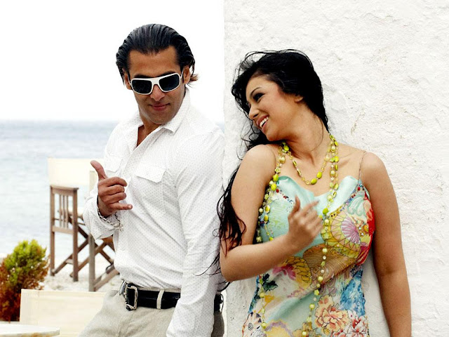 Salman Khan white dress